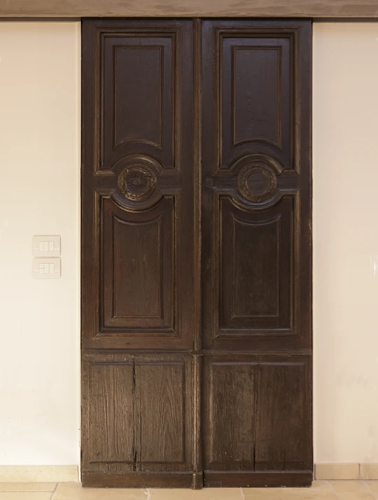 Porta originale epoca La dimora di Cesare Braico Luxury B&B suite lusso Brindisi 